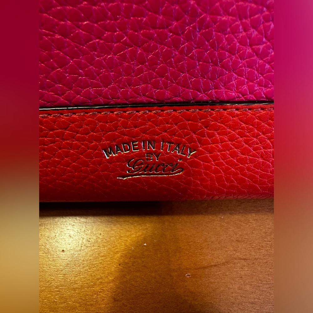 Gucci Orange/Pink Two-Tone Pebble Leather Zip Wallet w/ box. EUC. - Picture 6 of 14